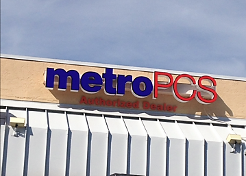 Metro PCS_AdvanceTek Signs & Services